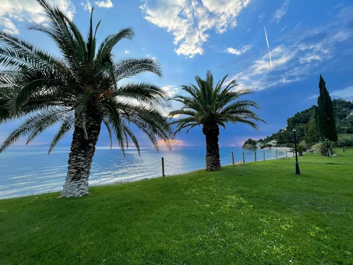 Seafront Family Apartment Poseidon Skala Fourkas 0*,  Greece
