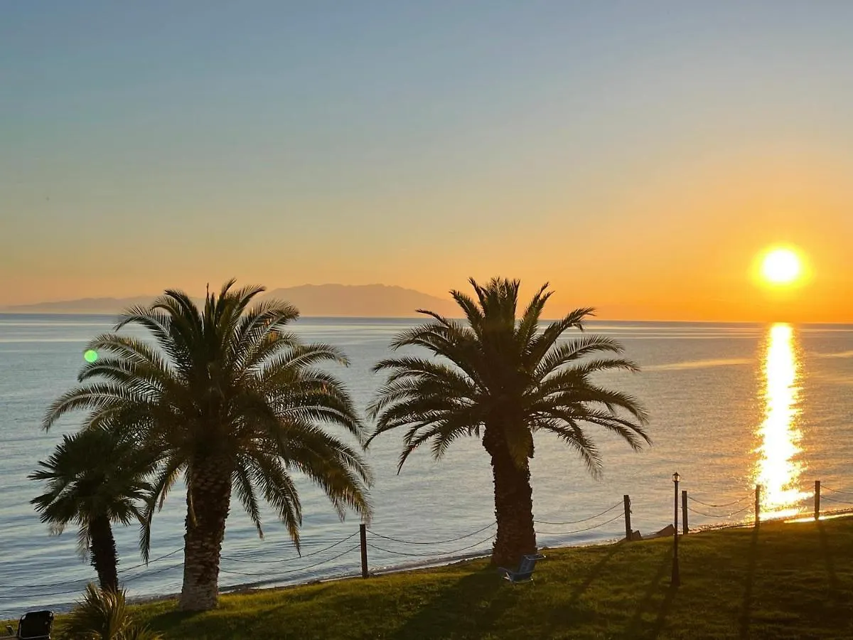 Seafront Family Apartment Poseidon Skala Fourkas Greece